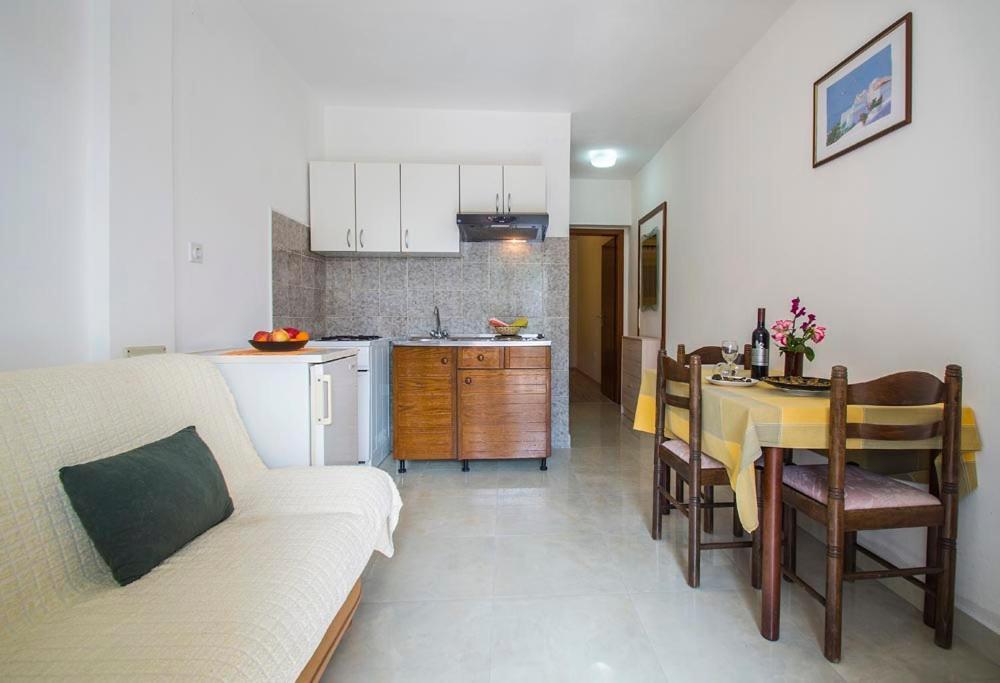 Apartments Eugen 2024 Rabac Eksteriør billede